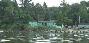 Bojou Lodge Resort on Round Lake